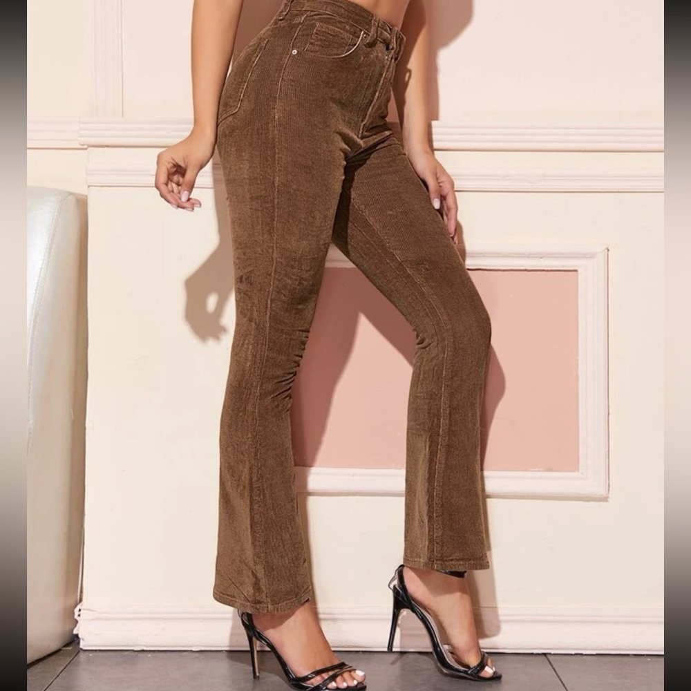 High Waist Flare Leg Pants - Picture 3 of 6